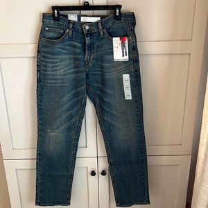 Signature Levi Strauss Jeans 30x32 BRAND NEW!
